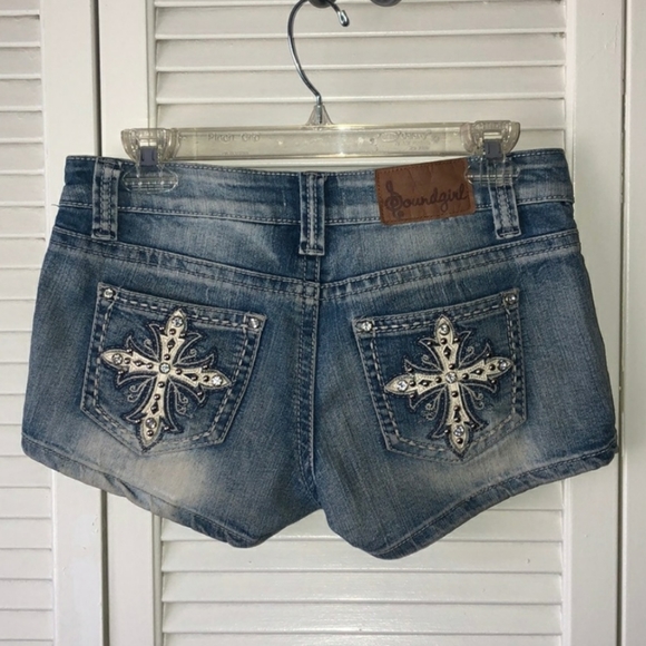 Soundgirl Pants - Sound Girl Beautiful Cross Shorts ✝️